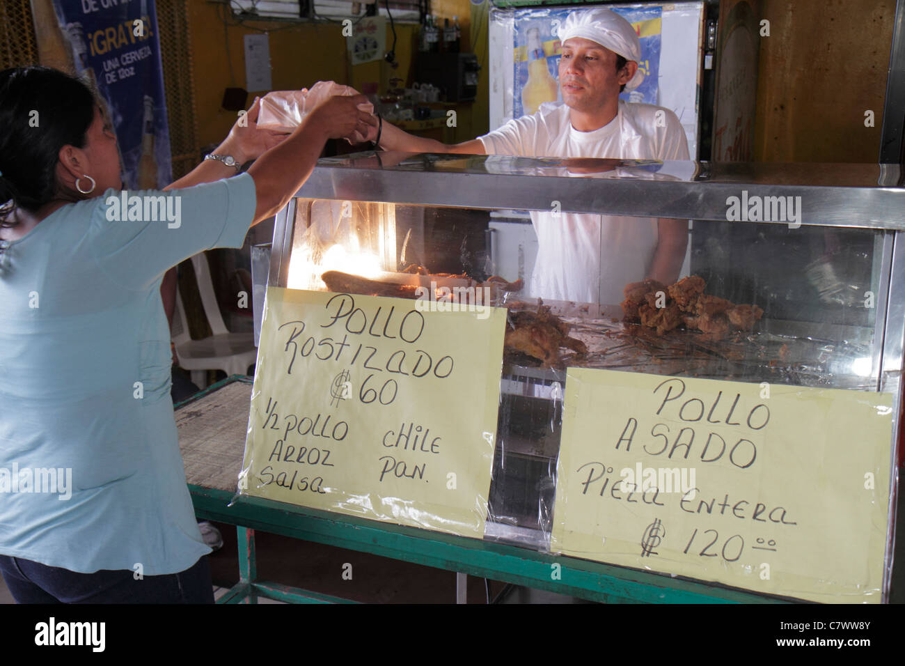 Managua Nicaragua,Mercado Roberto Huembes,Market,shopping shopper shoppers shop shops women working retail store stores business,food,vendor vendors s Stock Photo