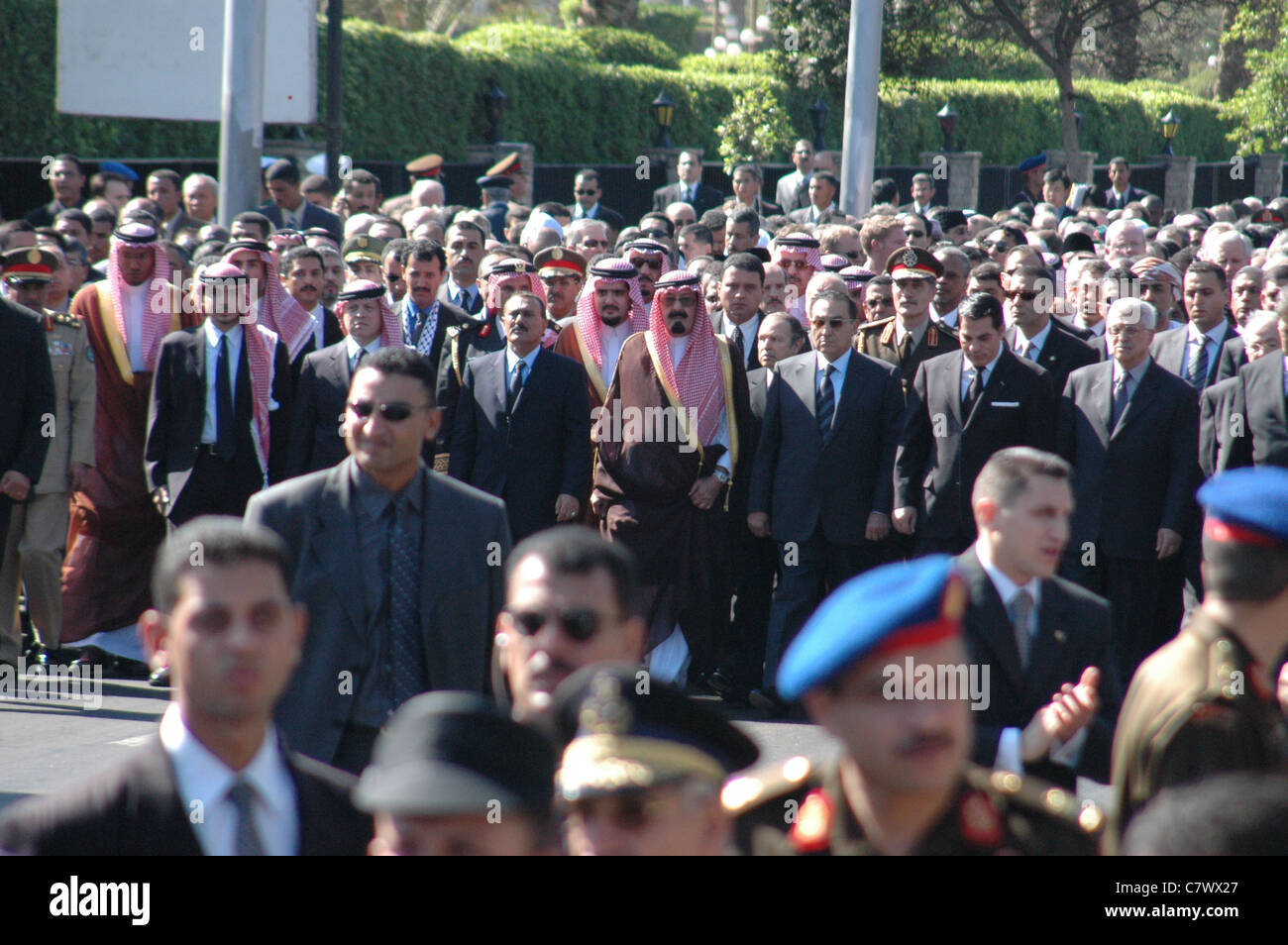 Heads of State and VIPS walk with Egypt's Mubarak, Tunisia's Ben Ali