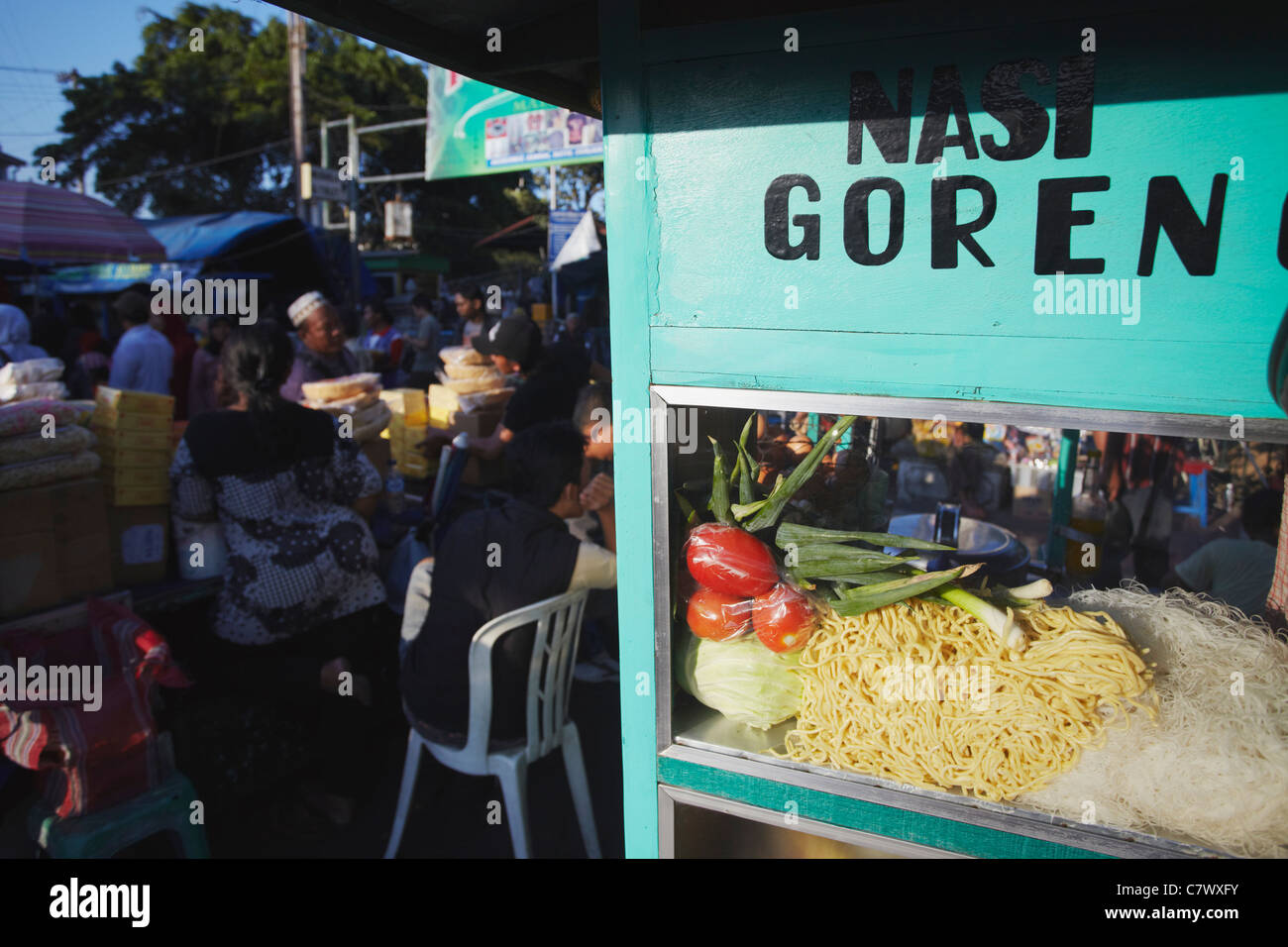 Food stall selling nasi goreng, Yogyakarta, Java, Indonesia Stock Photo