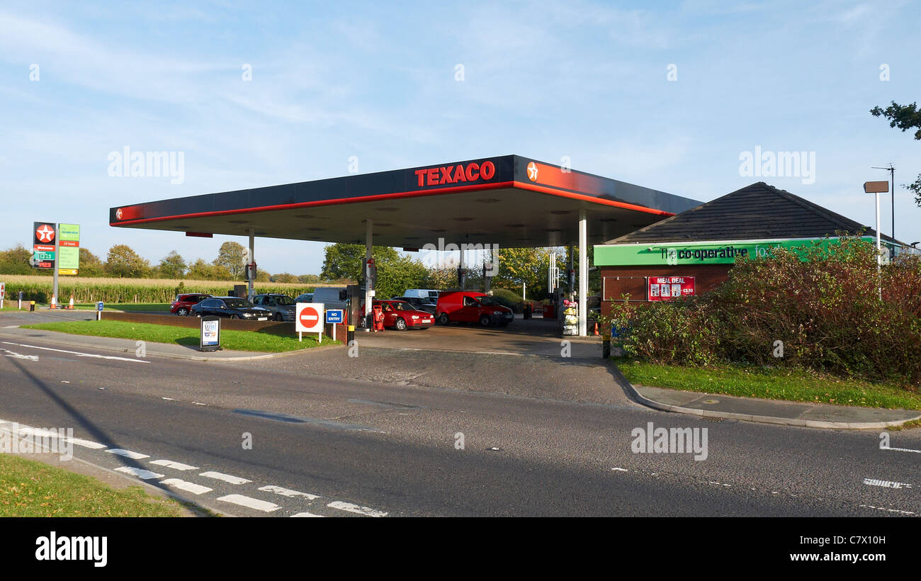 Coop co operative shop store convenience forecourt cooperative england