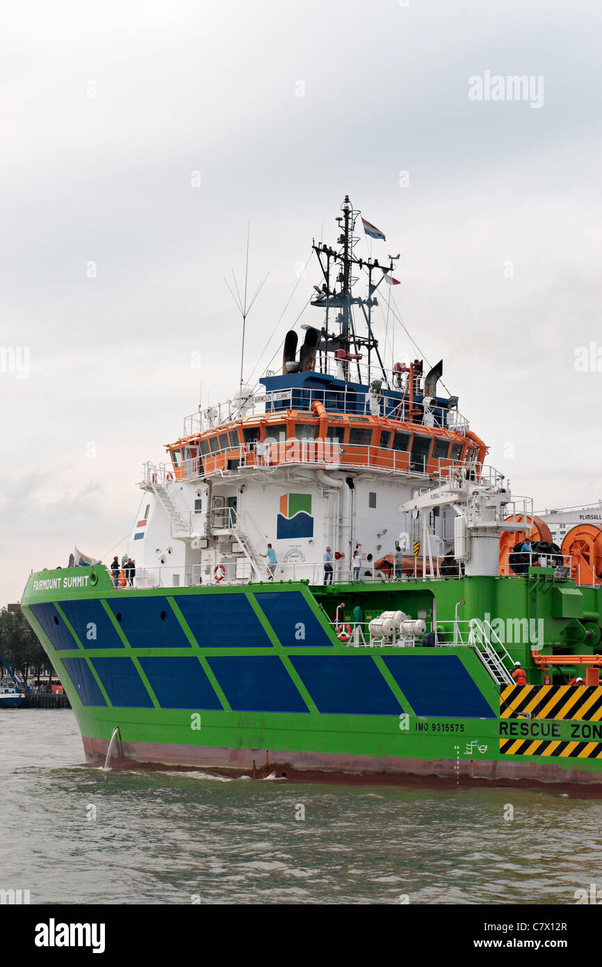 Anchor Handling Tug boat, the Fairmount Summit, in the port of Rotterdam Stock Photo
