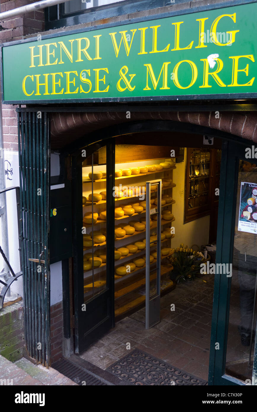Henri Willig cheese shop opposite the flower market (Bloemenmarkt