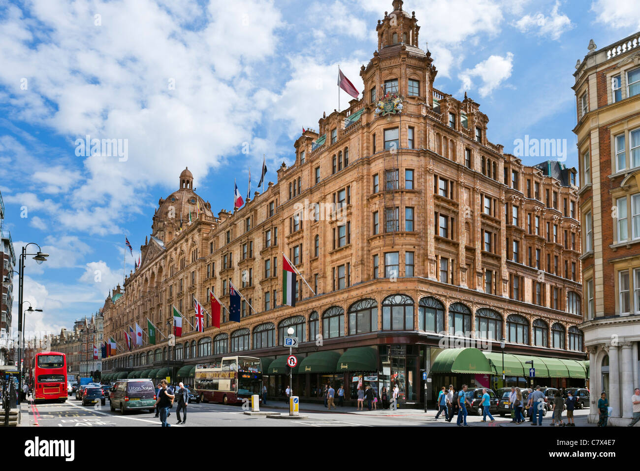 Harrods, London. Harrods department store, Brompton Road, Knightsbridge, London, England, UK Stock Photo