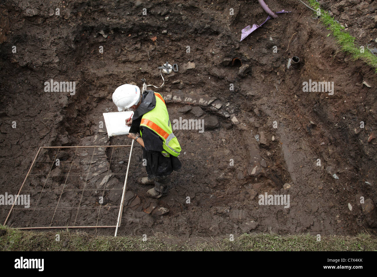 Archaeological dig to investigate Paisley Abbey Drain in Renfrewshire, Scotland, UK, Europe Stock Photo