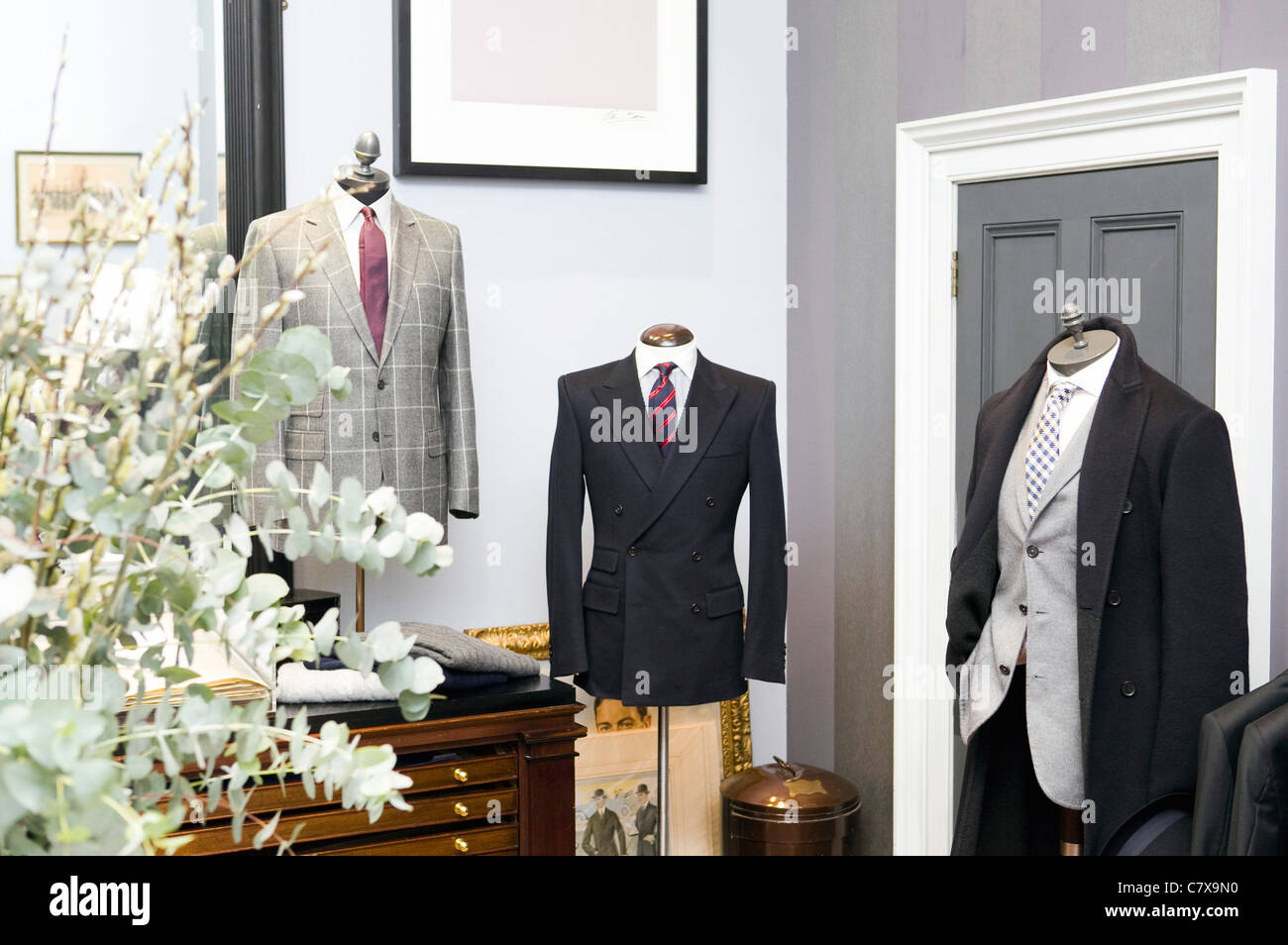 Gives and Hawkes, Savile Row Stock Photo - Alamy Gives and Hawkes, Savile Row Stock Photo - Alamy