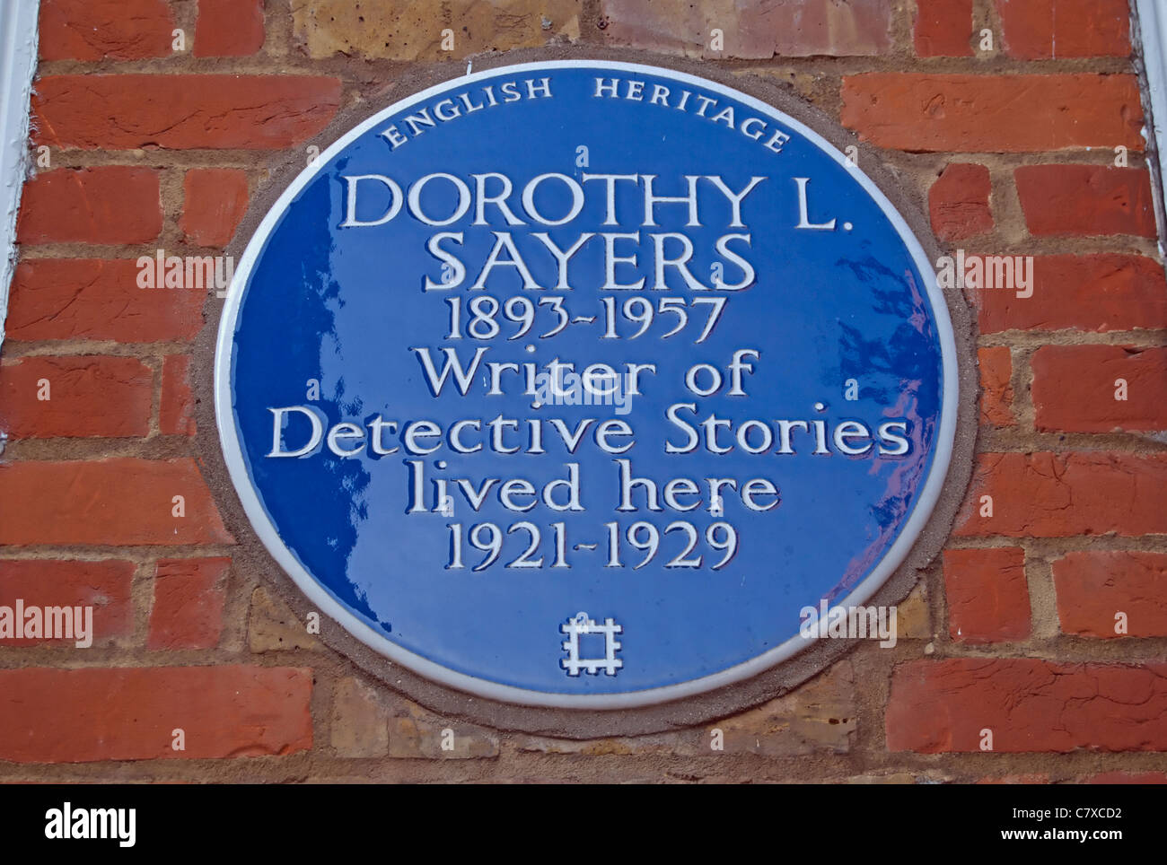 english heritage blue plaque marking a home of detective story writer dorothy l sayers, great james street, london, england Stock Photo