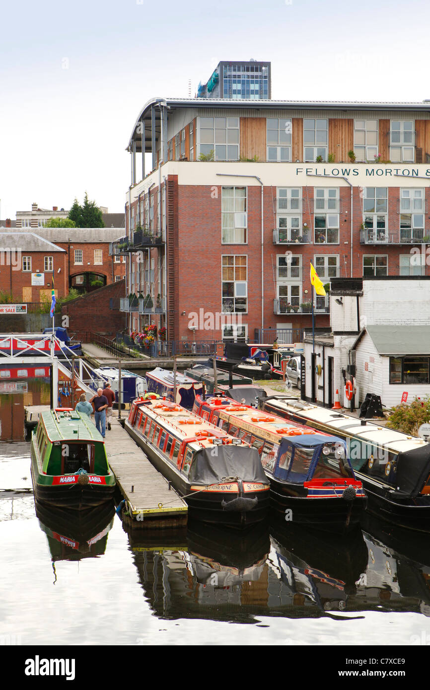 Sherborne Wharf apartments and canals, Birmingham, West Midlands