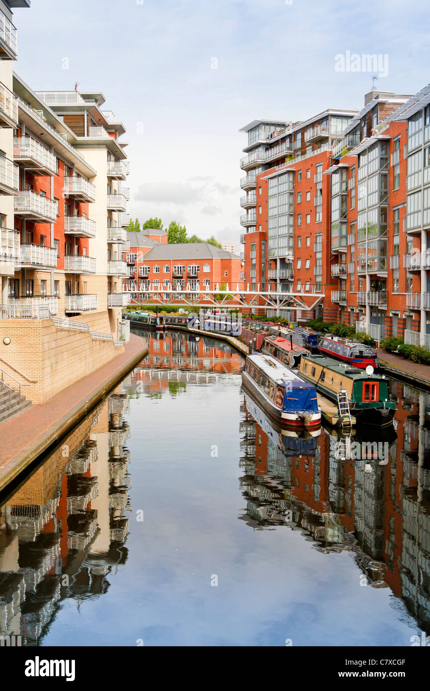 Sherborne Wharf apartments and canals, Birmingham, West Midlands