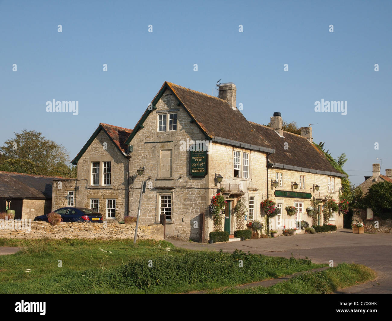 The Bell on the Common Public House, Broughton Gifford, Melksham Stock Photo Alamy
