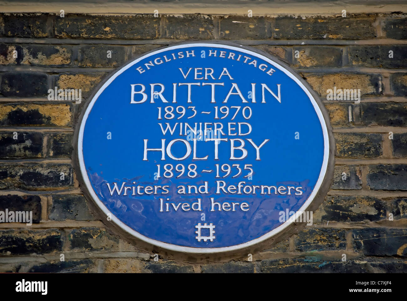 english heritage blue plaque marking a home of writers and reformers ...