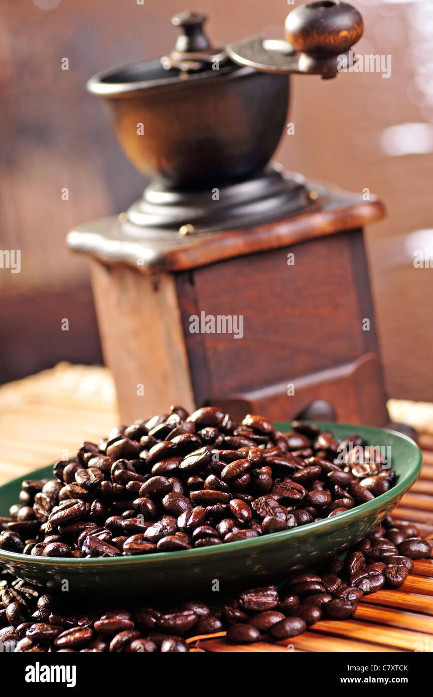 coffee grinder and beans Stock Photo Alamy
