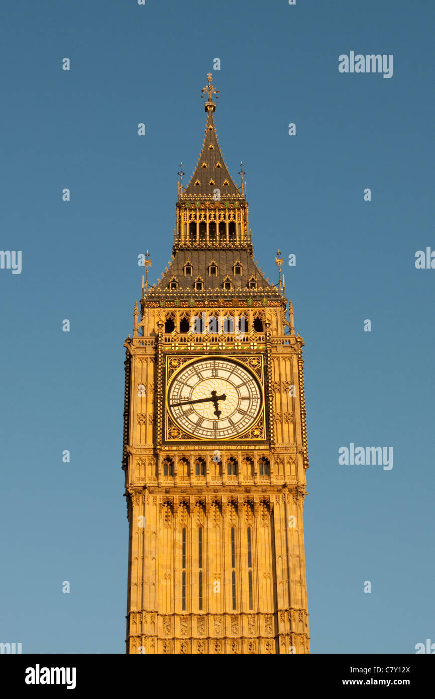 Big ben prominent clock hi res stock photography and images Alamy