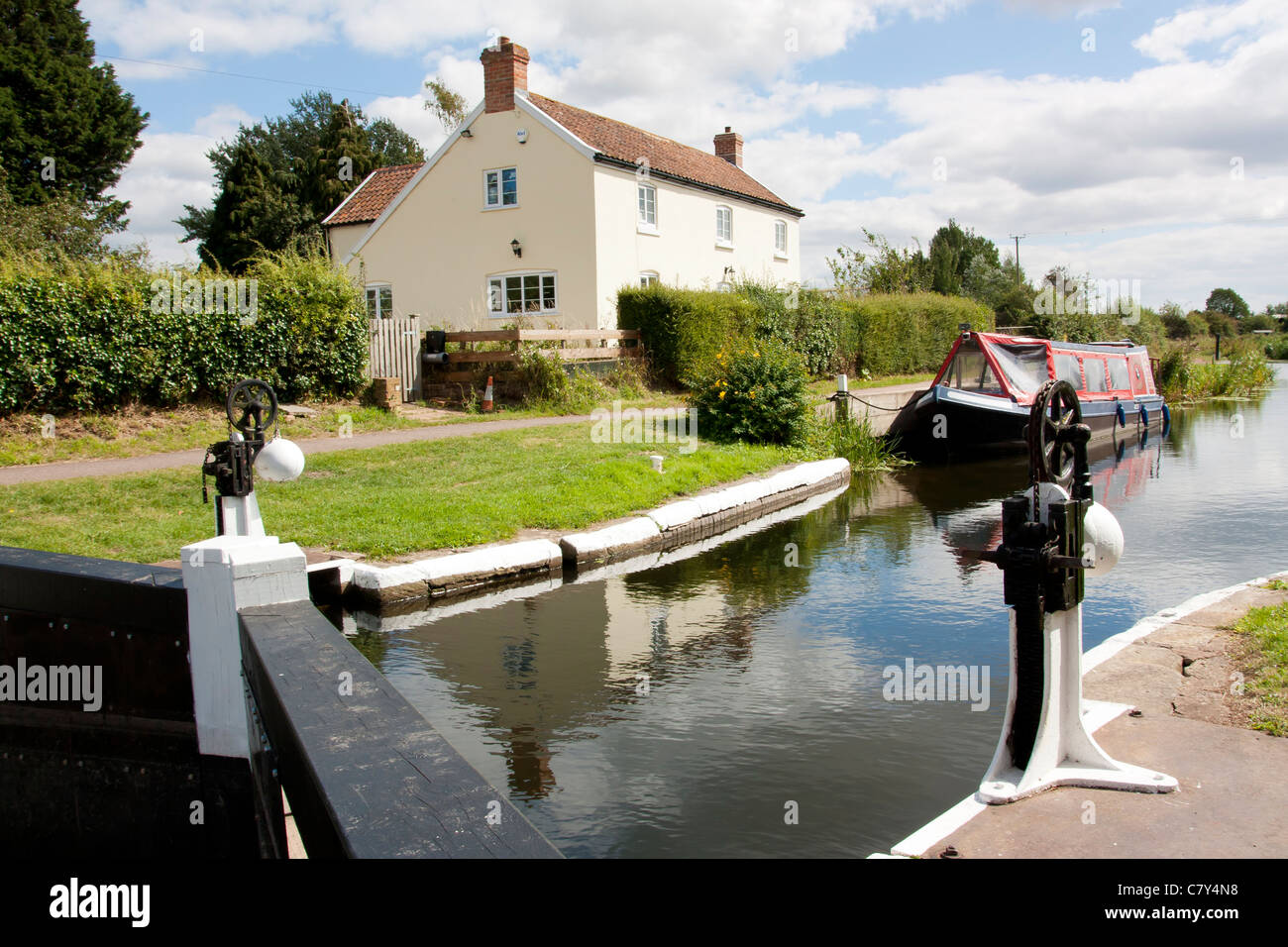 Lower Maunsel Lock on the Bridgwater and Taunton Canal Somerset England UK Stock Photo