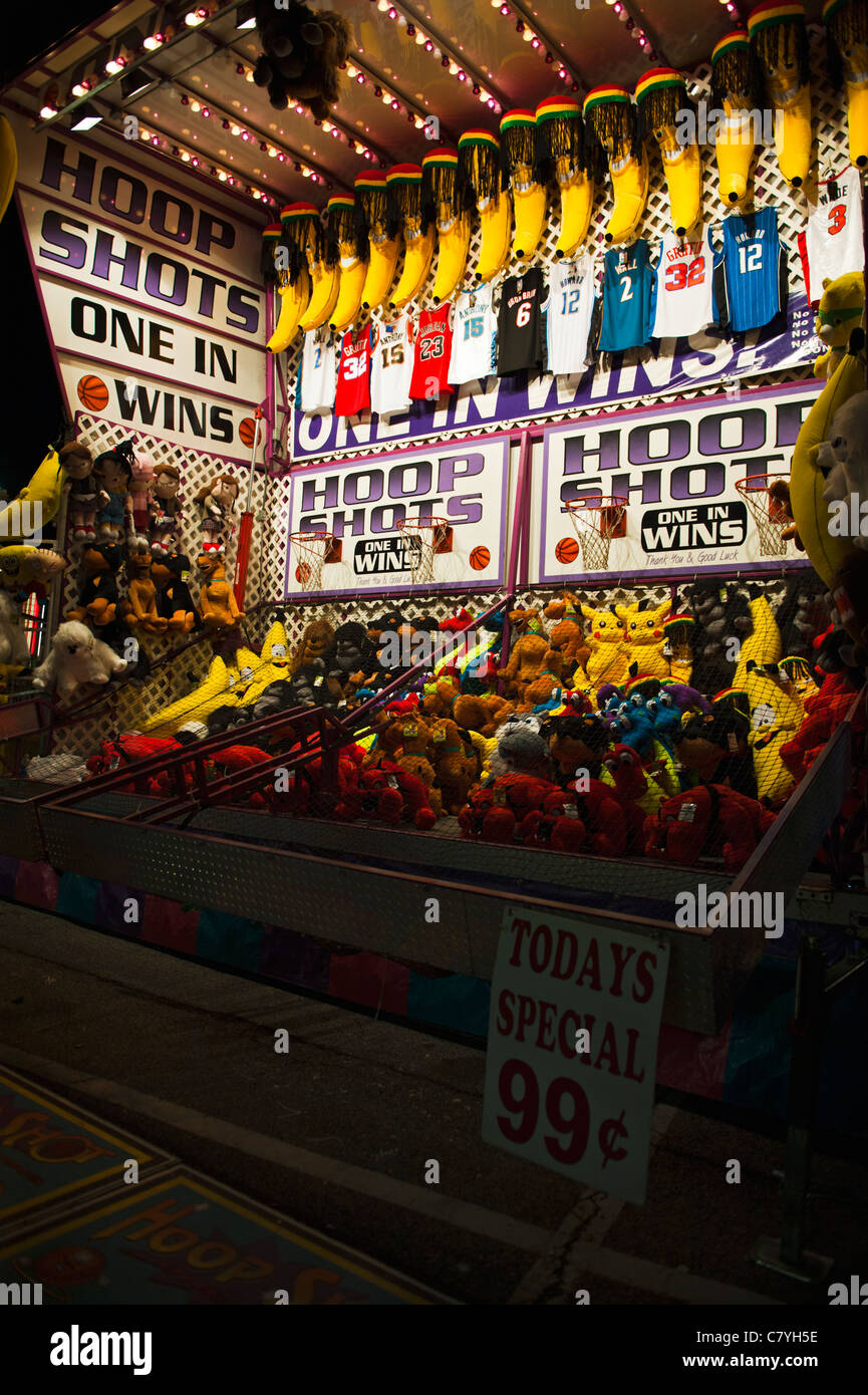 Carnival Basketball game Stock Photo - Alamy