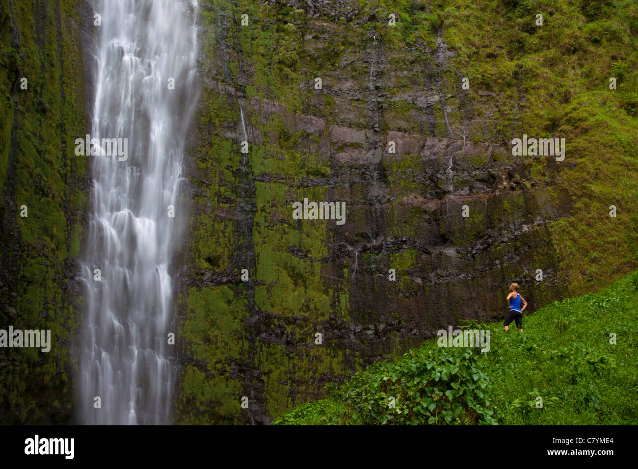 Woman yoga in front waterfall hi-res stock photography and images - Alamy