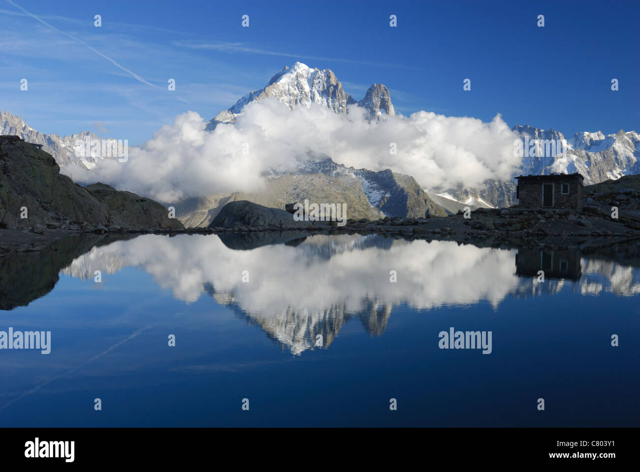 Reflections of clouds on a lake hi-res stock photography and images - Alamy