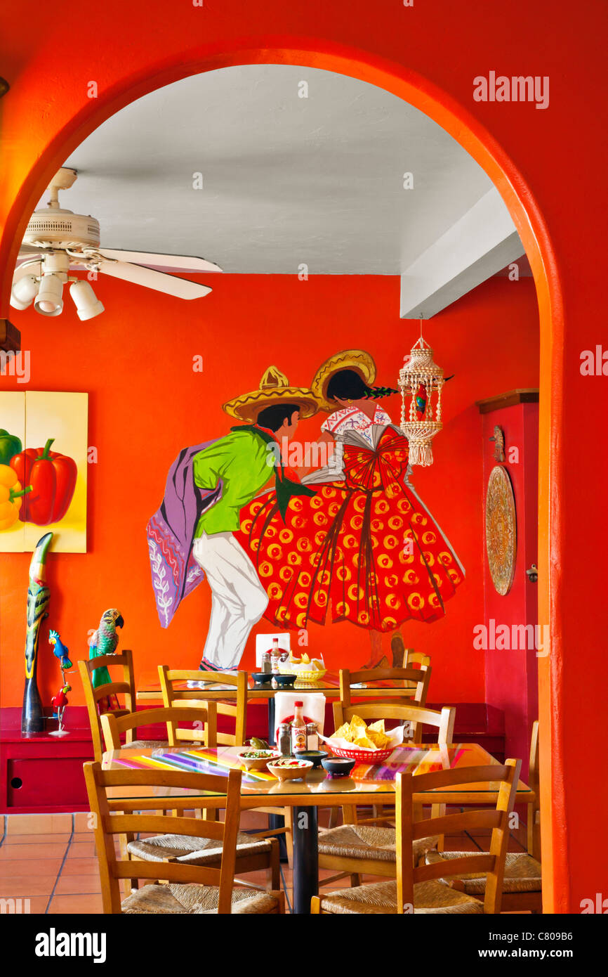 MEXICAN RESTAURANT INTERIOR Stock Photo - Alamy