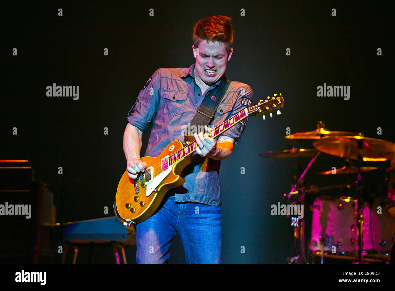 JONNY LANG preforms his Blues Music at the Sunset Center CARMEL