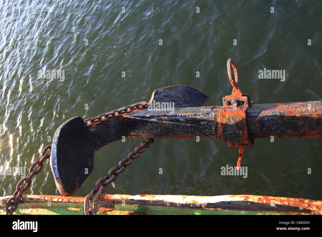 Ship anchor hires stock photography and