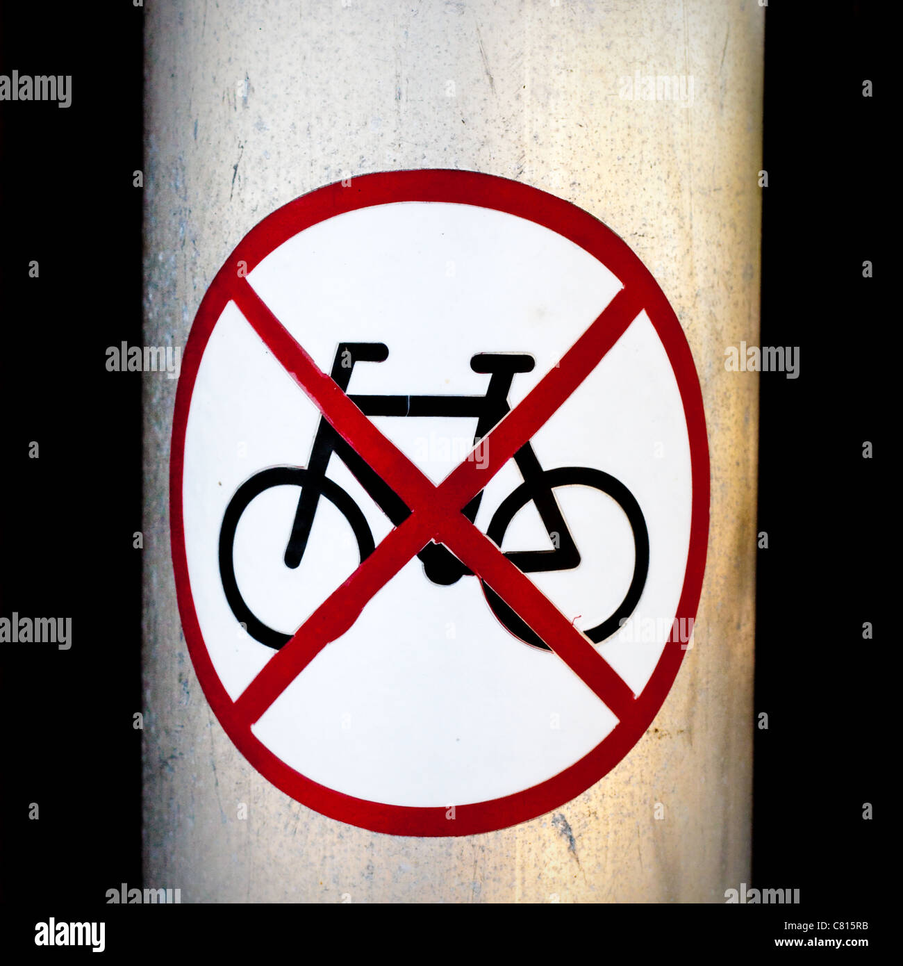 No bikes sign Stock Photo - Alamy