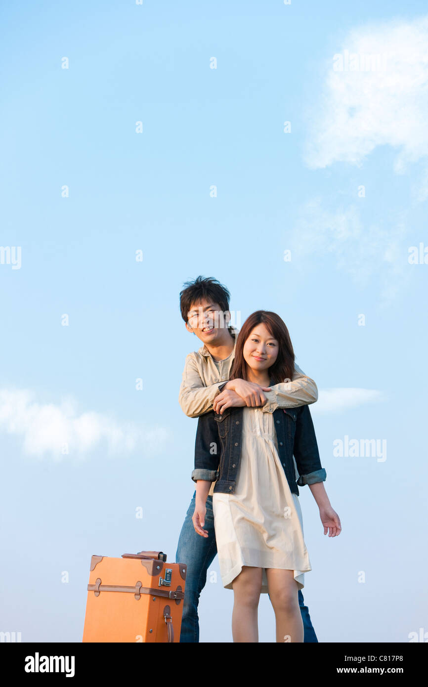 Couple young people traveling hi-res stock photography and images - Alamy