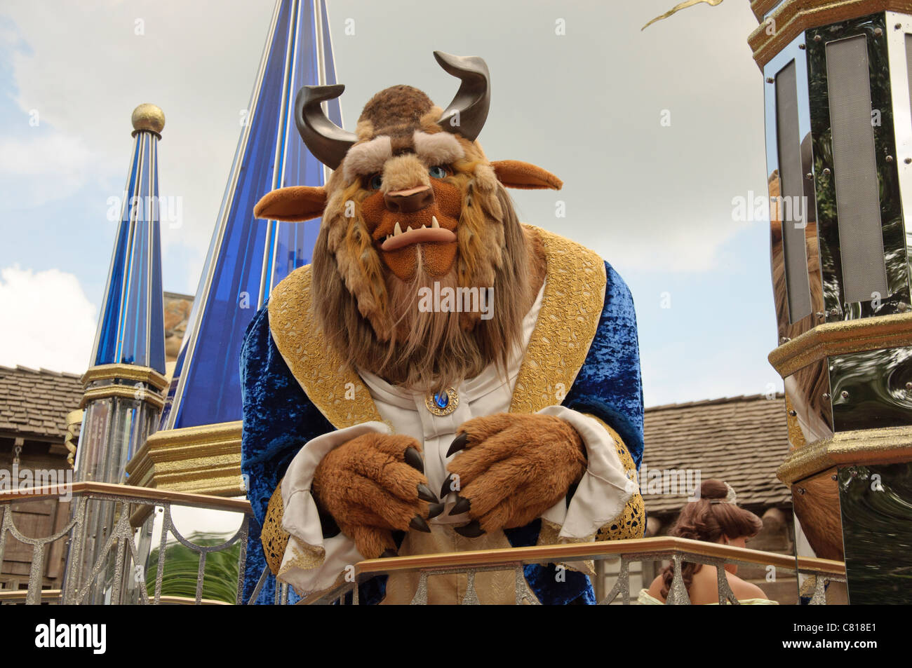 magic kingdom celebrate a dream come true parade beauty and the beast ...