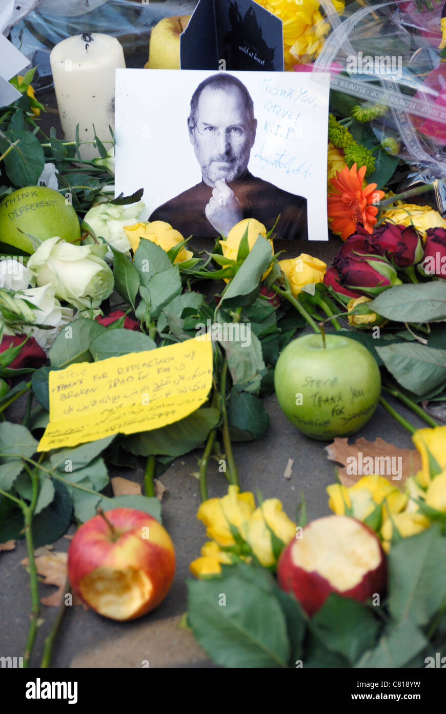 Public tributes to Steve Jobs left outside the Apple Store in Regents Street, London, England Stock Photo