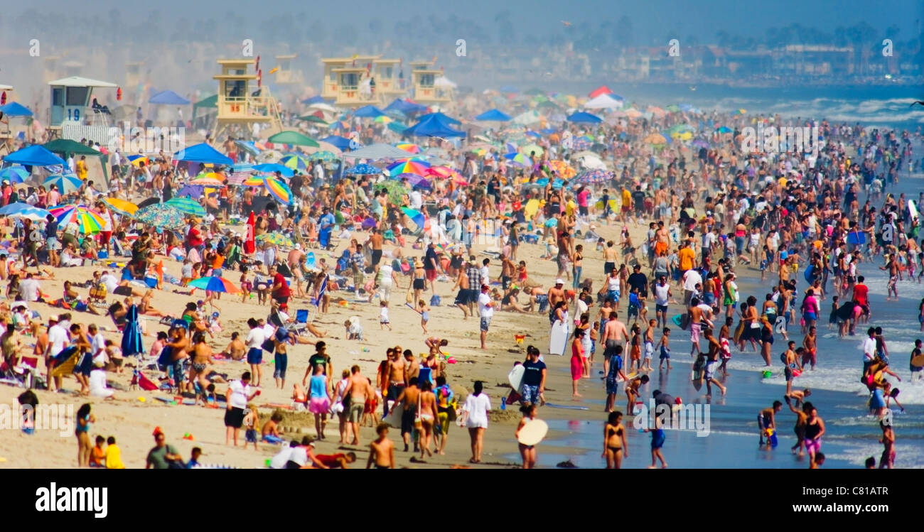 California crowded beach scene Stock Photo Alamy