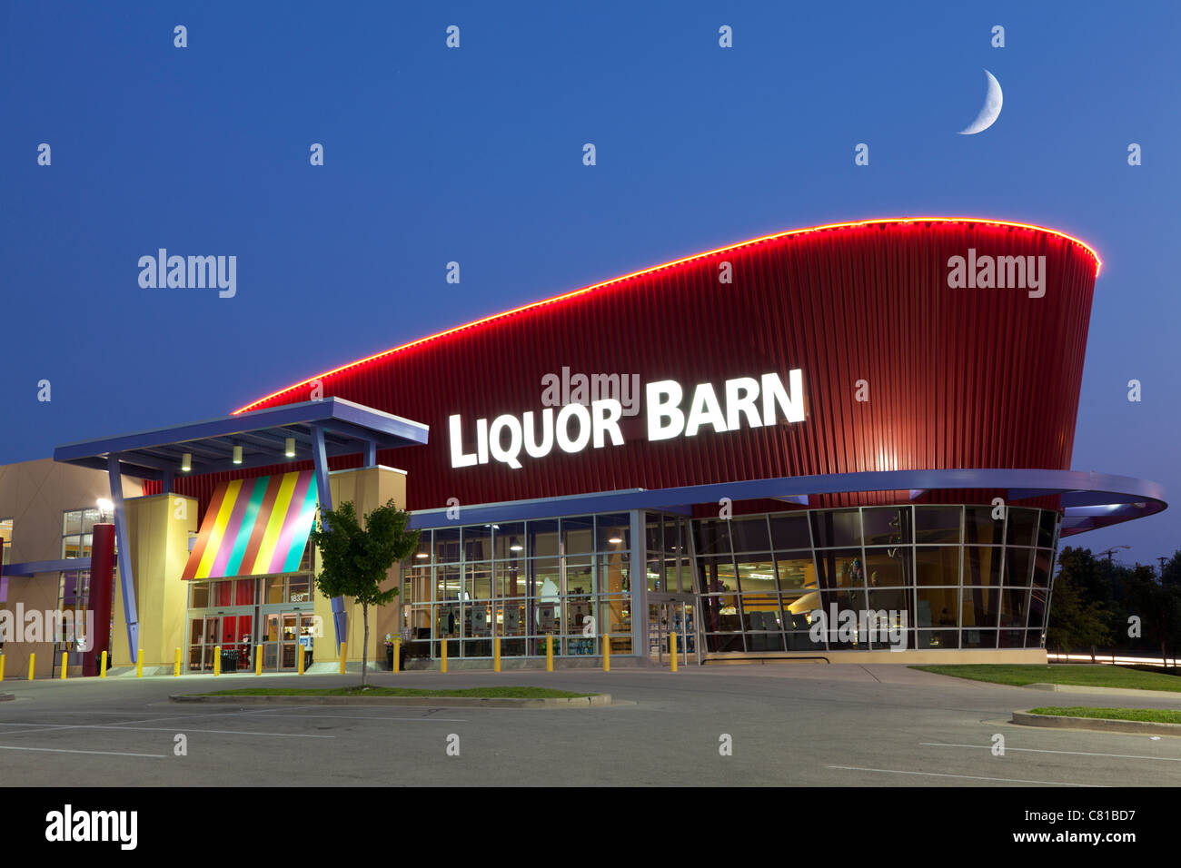 Liquor Barn Retail Store Stock Photo Alamy