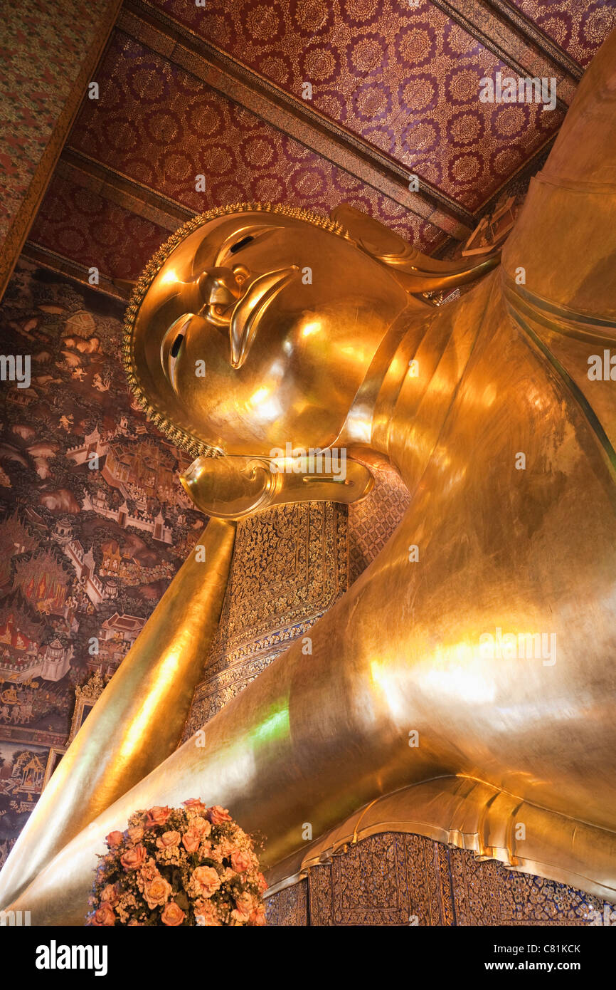Thailand, Bangkok, Wat Pho, Giant Reclining Buddha Stock Photo - Alamy