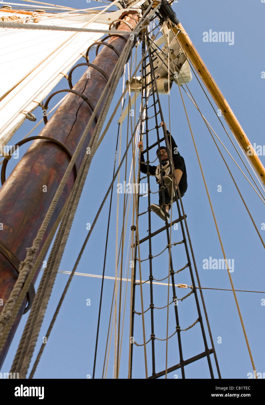 Crew member climbing ladder mast hi-res stock photography and images ...