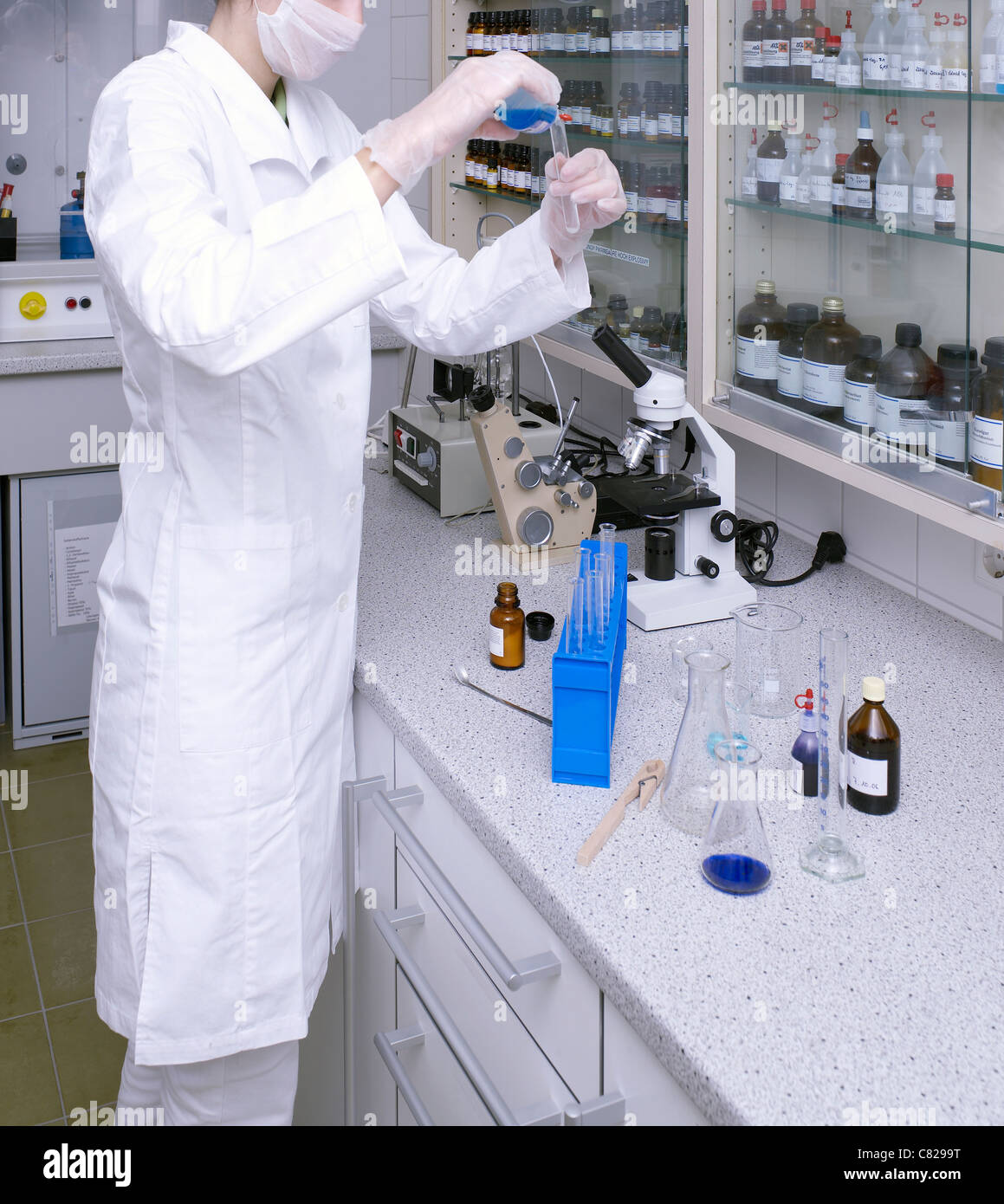 a woman working in a medical lab Stock Photo