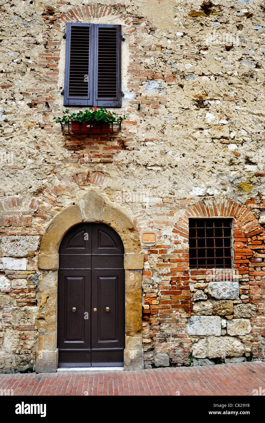 Old italian stone house front hires stock photography and images Alamy