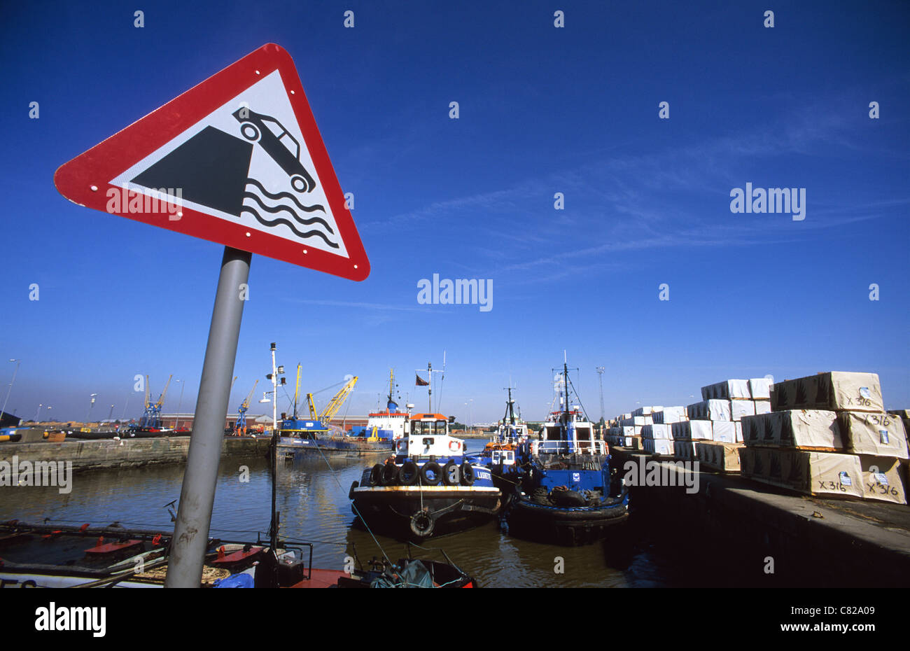 warning sign to people driving vehicles of quayside at the port of hull docks yorkshire uk Stock Photo