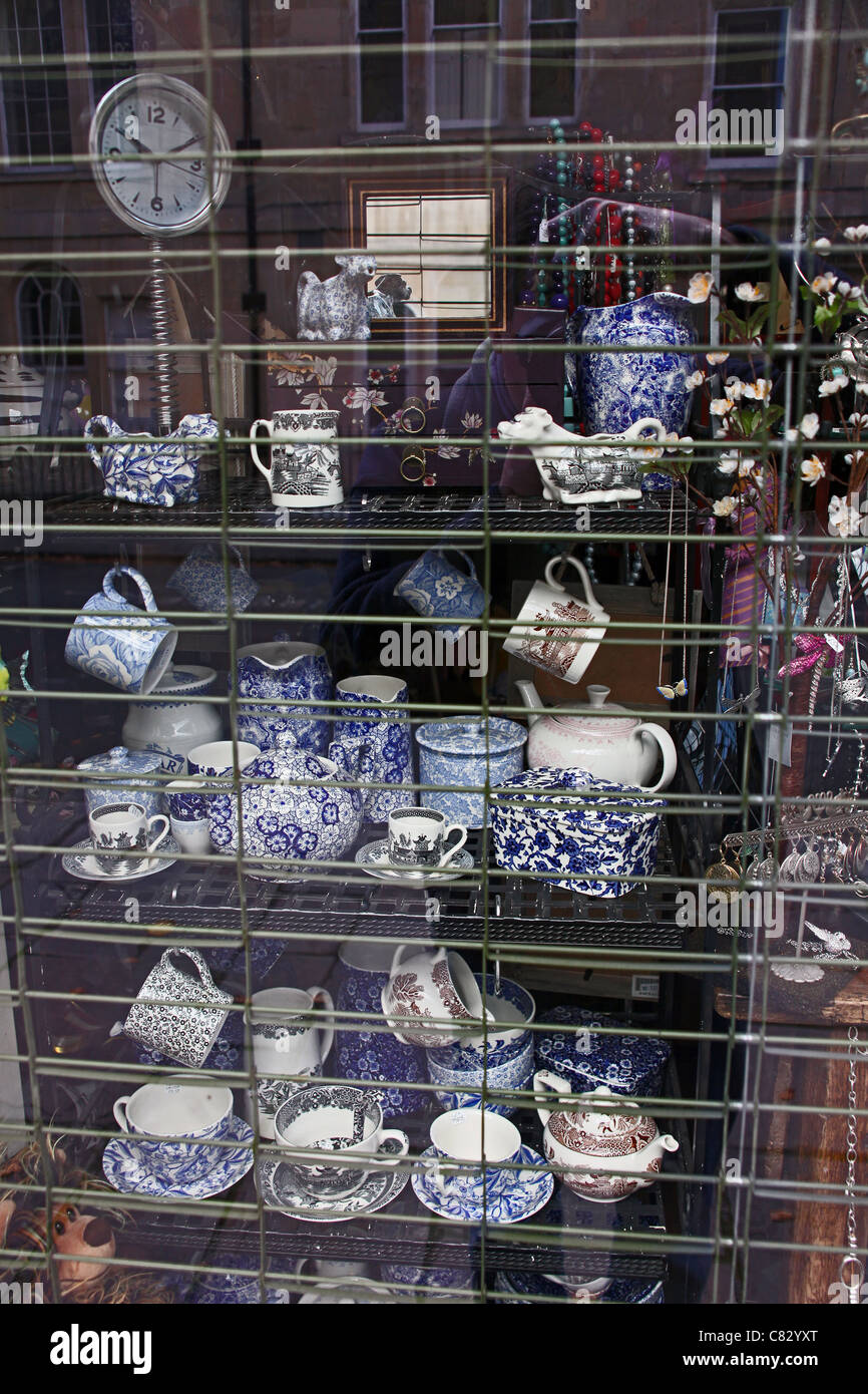 Assorted items of blue and white china and jewellery in a Brock Street