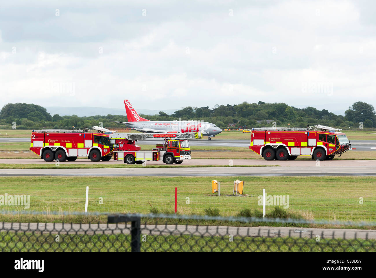Jet2 Boeing 73733A Airliner GCELC Landing at Manchester International
