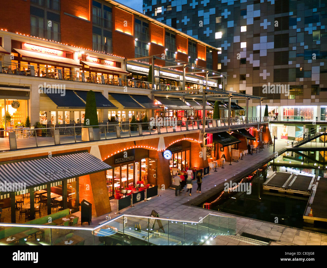 Restaurants and bars alongside the canal at The Mailbox, Birmingham
