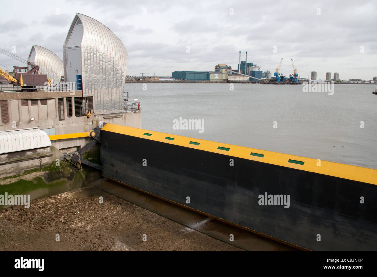 thames-barrier-test-closure-hi-res-stock-photography-and-images-alamy