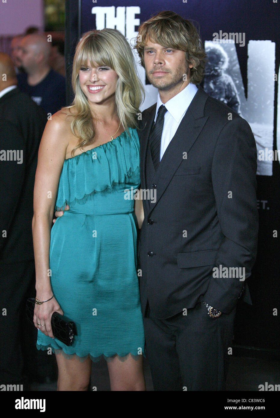 Sarah wright and eric christian olsen hires stock photography and