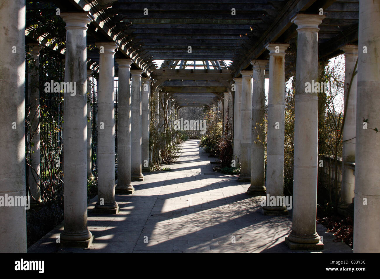 Hampstead Pergola & Hill Gardens (the Secret Garden) in London Stock Photo