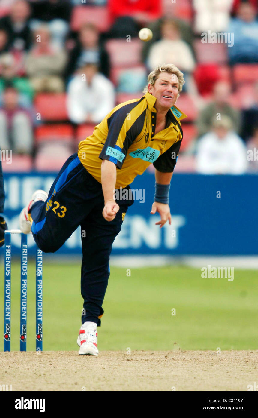 Maillot De Cricket Porté En Match Par Shane Warne - Équipe Hampshire County - Années 2000