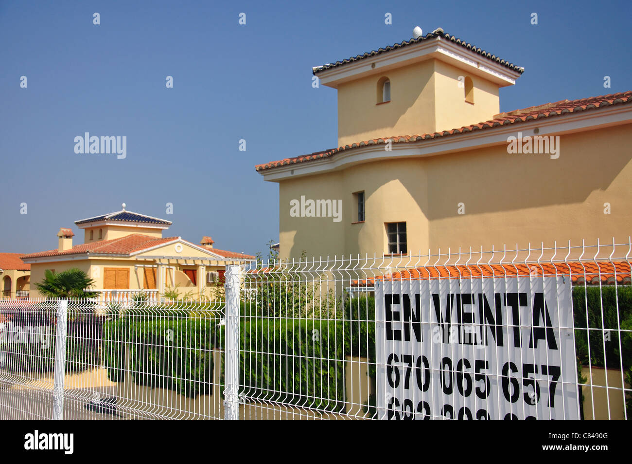 Modern villas for sale, Peníscola, Costa del Azahar, Province of Castellón, Valencian Community, Spain Stock Photo