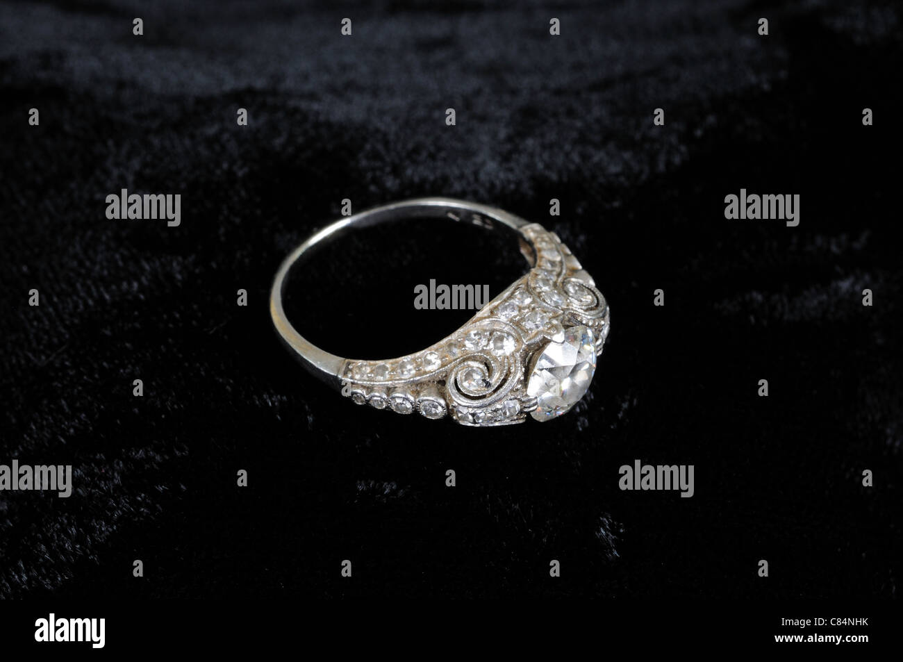 Criss Cross Diamond Ring (PURE SILVER WITH HALLMARKING) – www.zewar.co