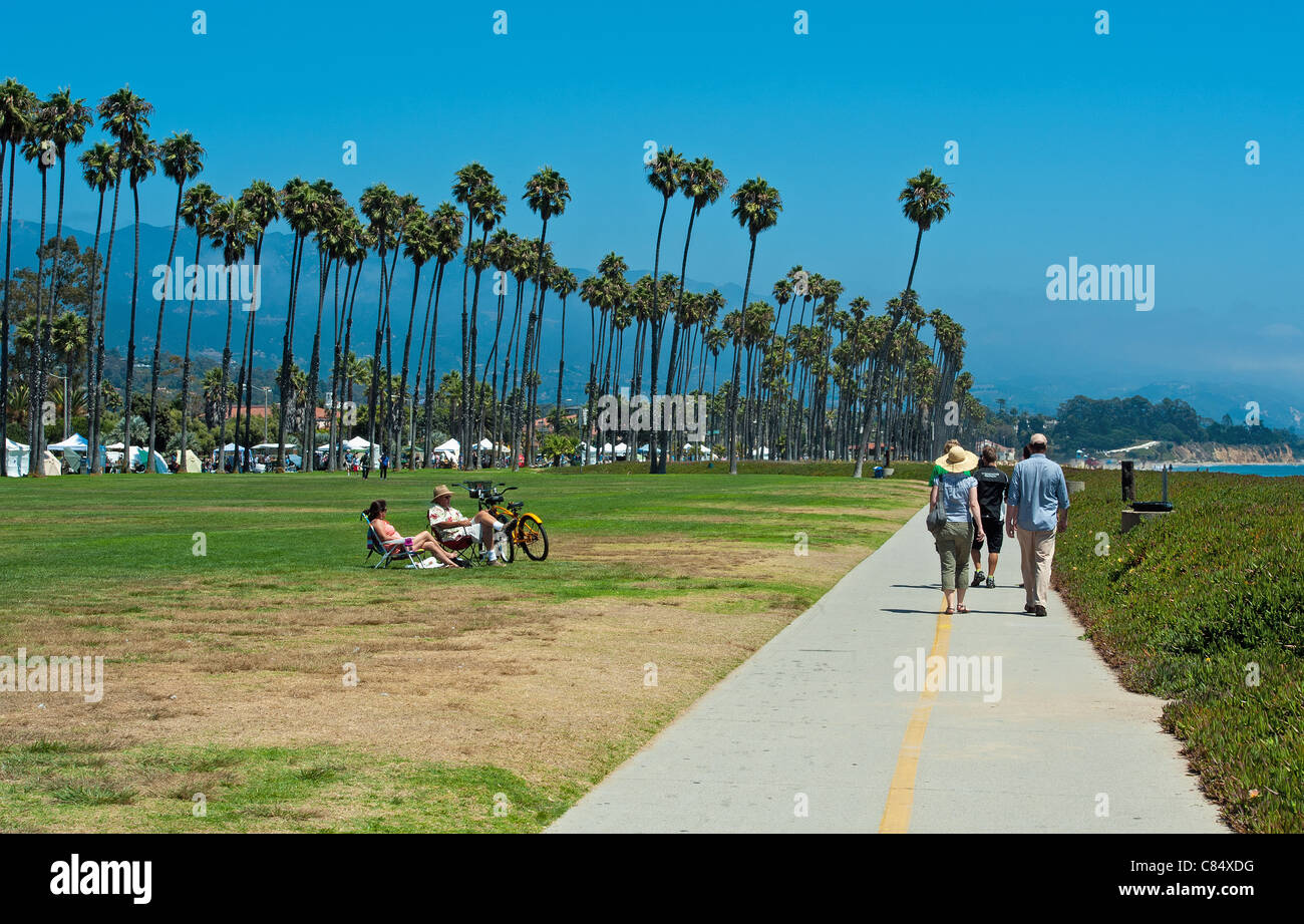 Leisure walk along Cabrillo boulevard, Santa Barbara, California Stock Photo