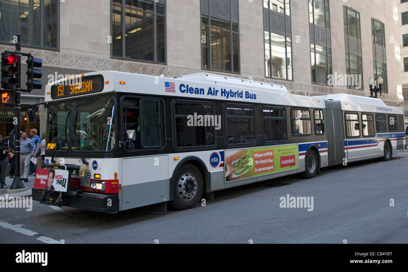 Chicago, Illinois - A hybrid bus on Jackson Blvd. in the financial district  Stock Photo - Alamy