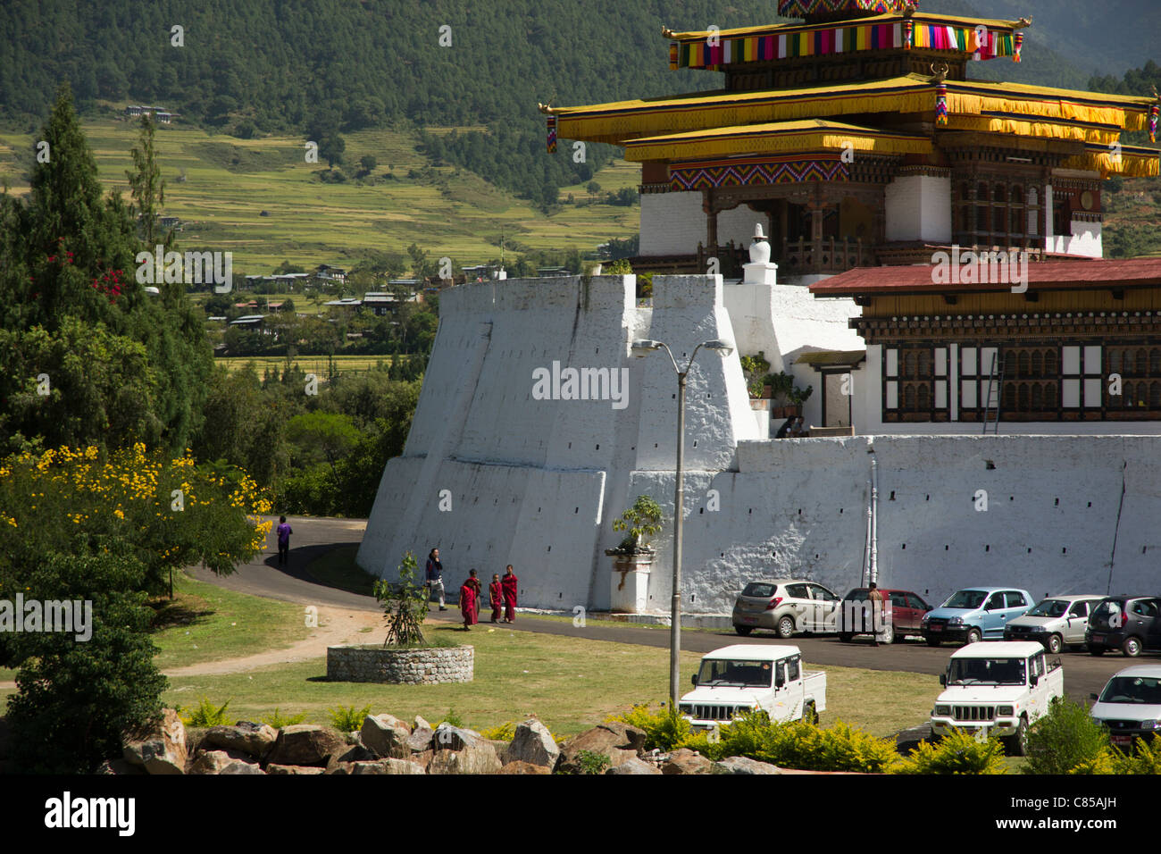 Monks in Punakha Dzong, Wedding place for King Jigme Khesar Namgyal Wangchuck Stock Photo