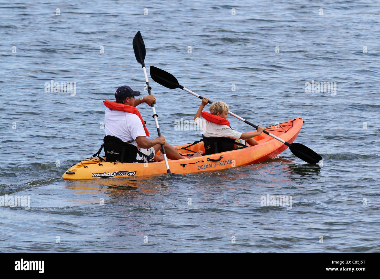 Kayakers wearing life jackets hi-res stock photography and images - Alamy
