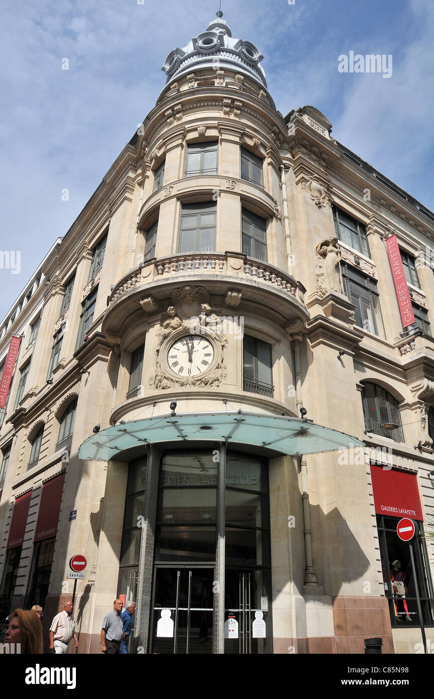 Galeries lafayette bordeaux hi-res stock photography and images - Alamy