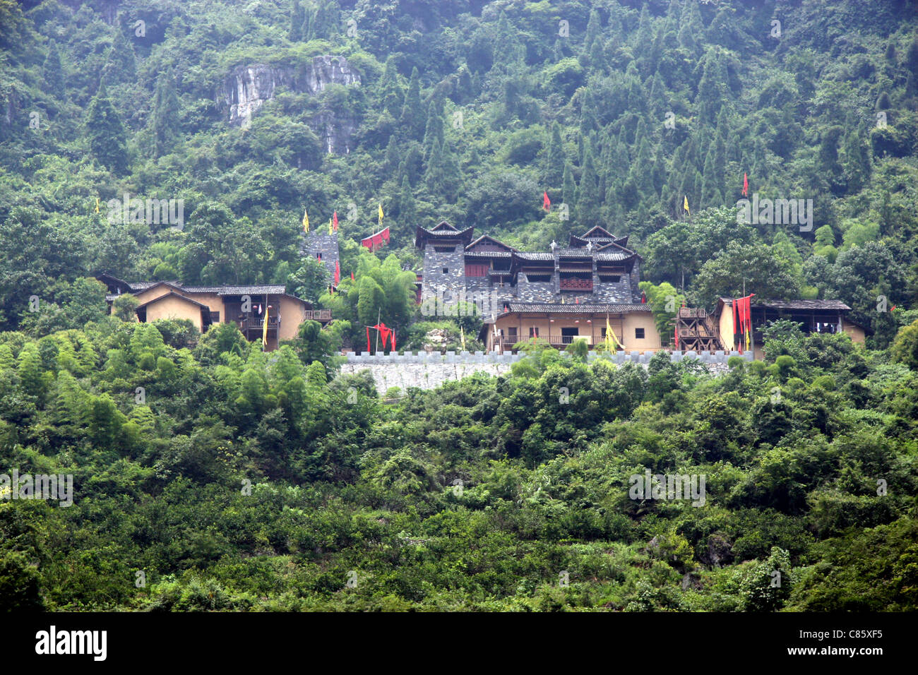 Temple located on the banks of the Yangtze River, below the Three Gorges Dam, China Stock Photo