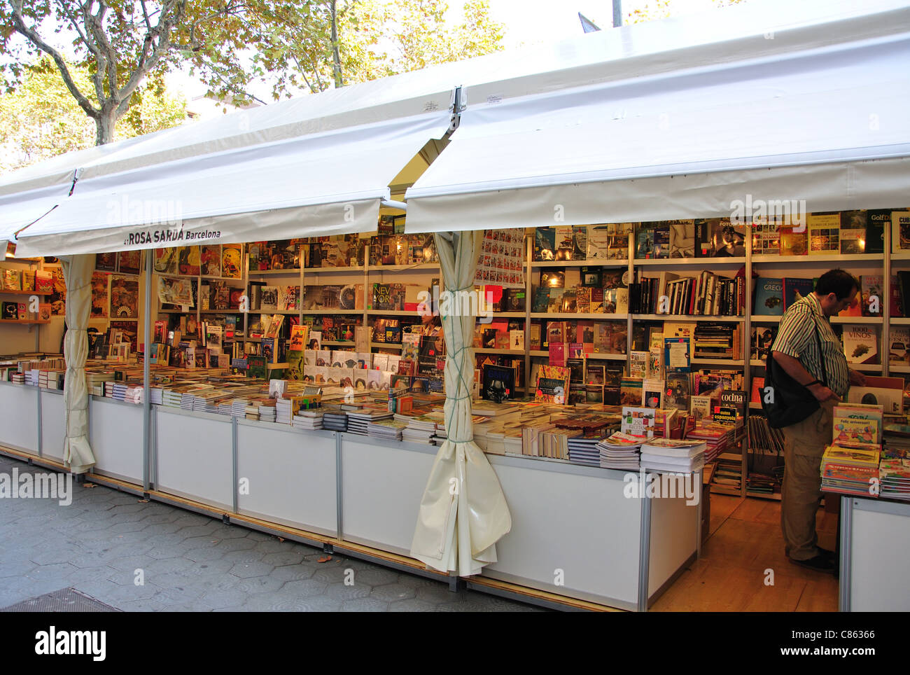 An antiquarian bookseller street market, Passeig de Gràcia, Barcelona, Province of Barcelona, Catalonia, Spain Stock Photo